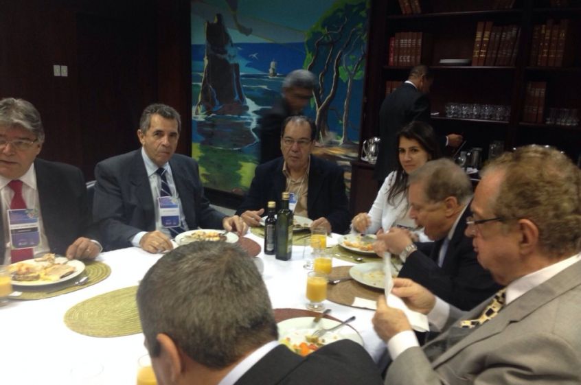 Almoço no TCE com representantes do TCE/se e TCM - SP Almoço no TCE com representantes do TCE/se e TCM - SP